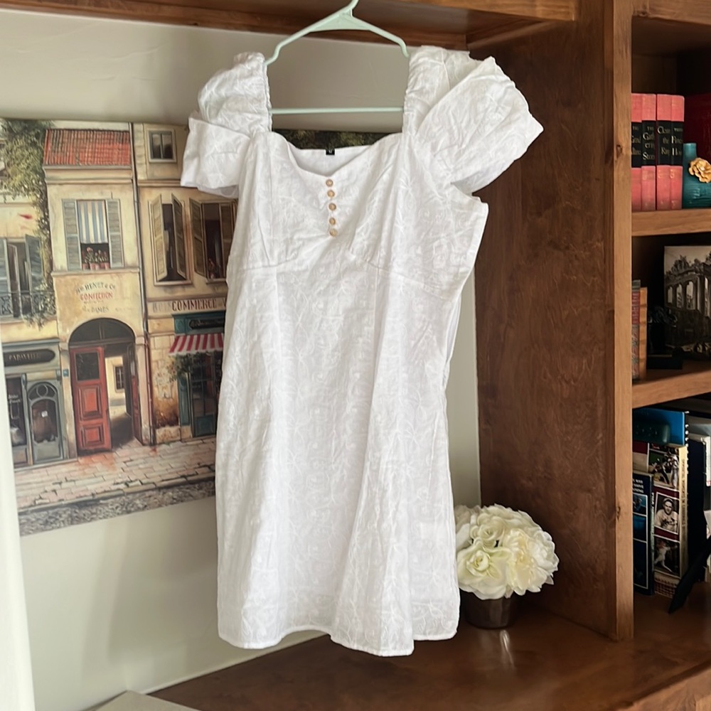 Women’s dress